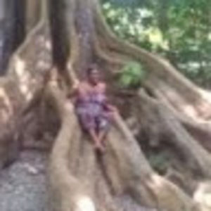 Meet your Posher, Charmaine